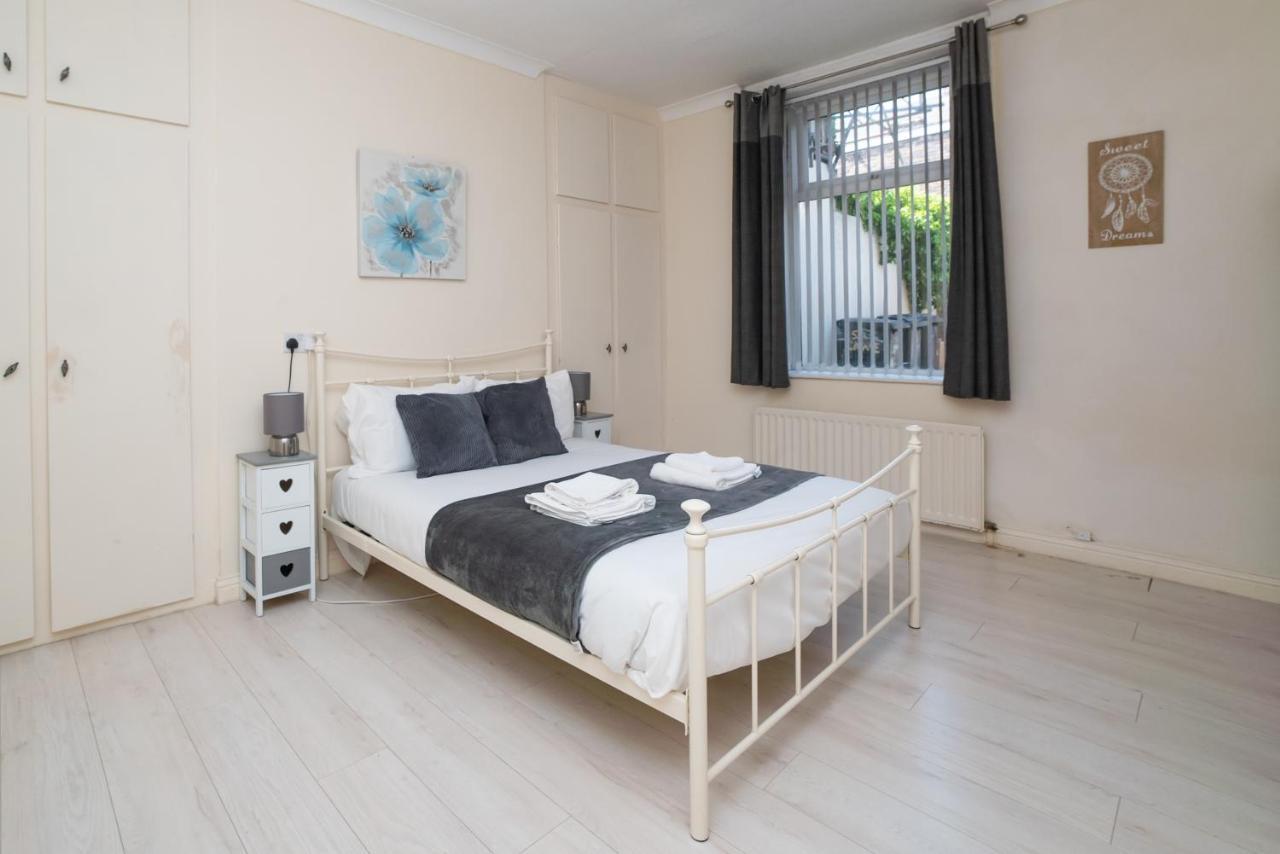 Beautiful Marine Park 2 Bedroom Apartment Саут-Шилдс Экстерьер фото